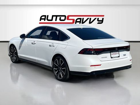 Used 2025 Honda Accord Touring image 5