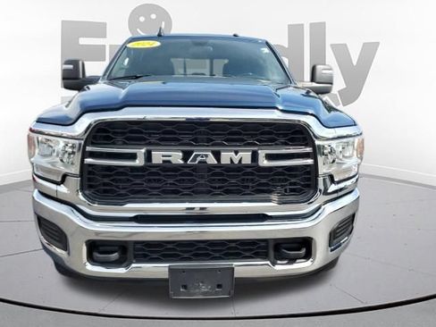 Used 2024 RAM 2500 Tradesman w/ Chrome Appearance Group AWD/4WD image 8
