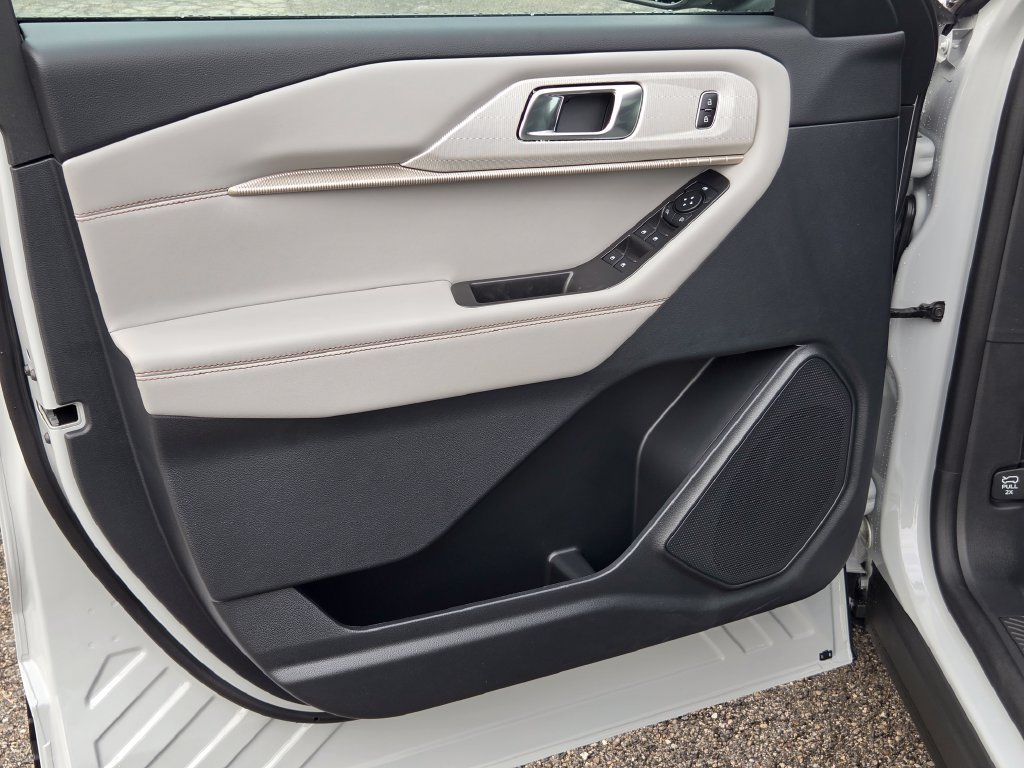 New 2027 Ford Explorer Active AWD/4WD image 16