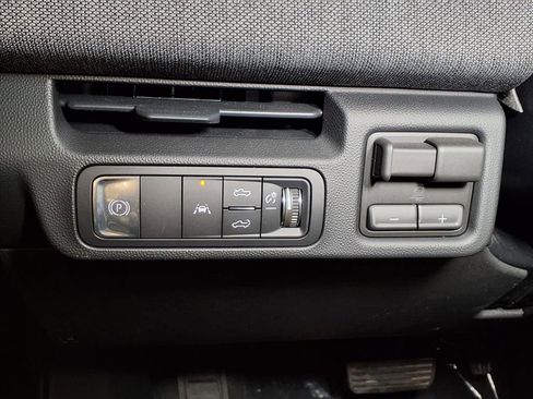 New 2026 GMC Sierra EV Elevation image 17