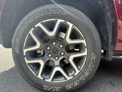 Used 2025 RAM 1500 Laramie w/ Sport Appearance Package AWD/4WD image 20