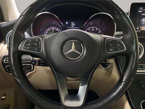 Used 2018 Mercedes-Benz GLC 300 4MATIC image 13
