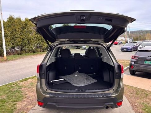 Certified 2023 Subaru Forester Premium AWD/4WD image 18