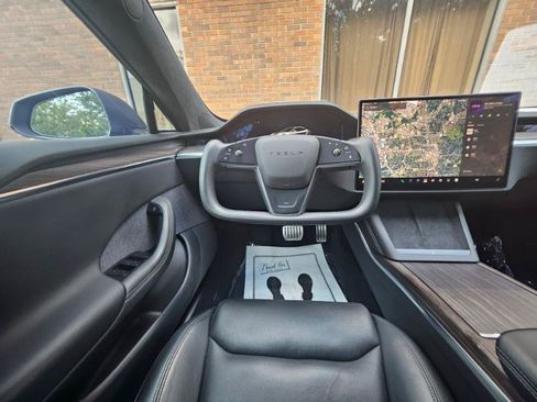 Used 2022 Tesla Model S AWD/4WD image 4