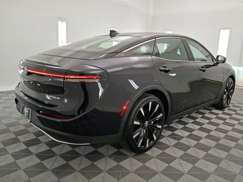 Used 2024 Toyota Crown Platinum image 25