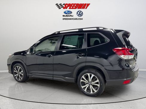 Certified 2023 Subaru Forester Limited AWD/4WD image 9
