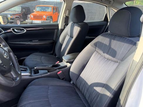 Used 2016 Nissan Sentra SV FWD image 10