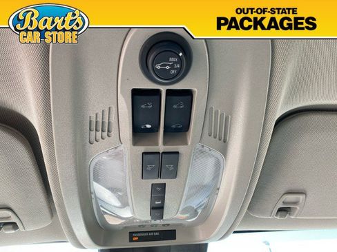 Used 2017 Chevrolet Equinox Premier w/ Enhanced Convenience Package image 34