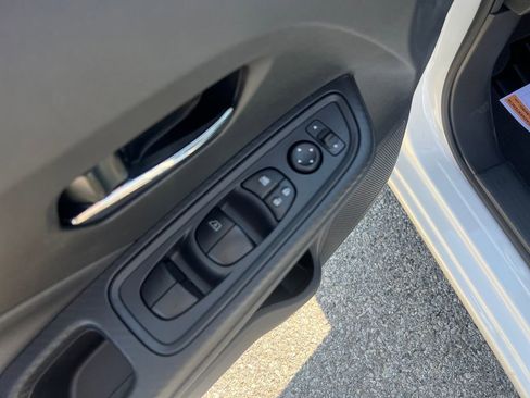 New 2025 Nissan Versa SV w/ Trunk Package image 12