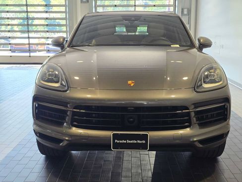 Used 2023 Porsche Cayenne Coupe AWD/4WD image 10