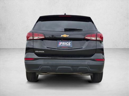 Used 2023 Chevrolet Equinox LS FWD image 6