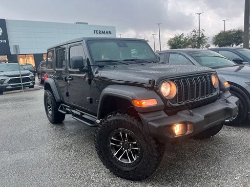 Used 2024 Jeep Wrangler Unlimited Sport AWD/4WD image 1