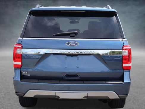 Used 2020 Ford Expedition XLT w/ Equipment Group 202A AWD/4WD image 26