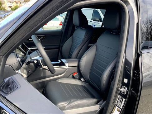 Used 2026 Mercedes-Benz GLC 300 4MATIC image 6