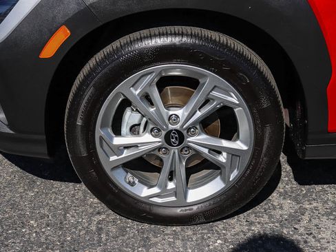 Used 2023 Hyundai Kona SEL w/ Cargo Package image 12