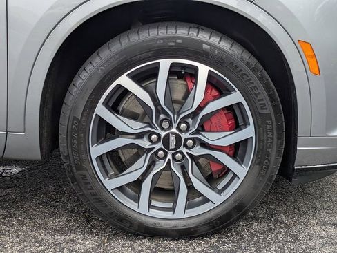 Certified 2024 Cadillac XT6 Sport w/ LPO, Floor Liner Package AWD/4WD image 10