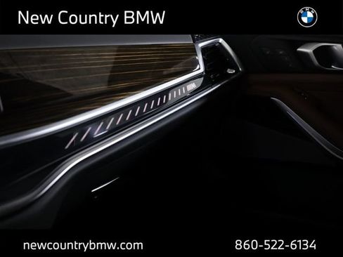 Used 2026 BMW X7 M60i AWD/4WD image 17