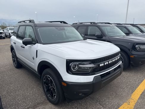New 2026 Ford Bronco Sport Outer Banks w/ Outer Banks Tech Package+ AWD/4WD image 6