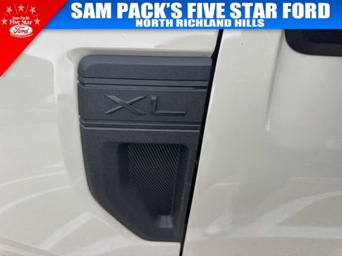 Used 2025 Ford Maverick XL w/ Equipment Group 102A image 12