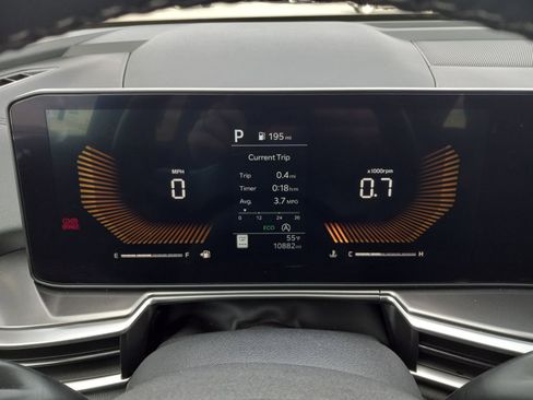 Used 2025 Kia Sorento S image 19