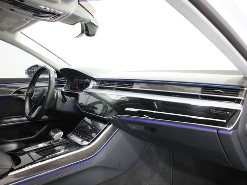 Used 2023 Audi S8 w/ S8 Comfort Plus Package AWD/4WD image 23