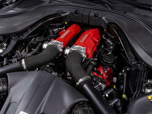 Certified 2019 Ferrari Portofino image 58