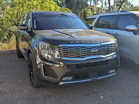 Used 2020 Kia Telluride SX image 2