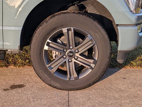 Used 2023 Ford F150 XLT w/ Equipment Group 302A High image 11