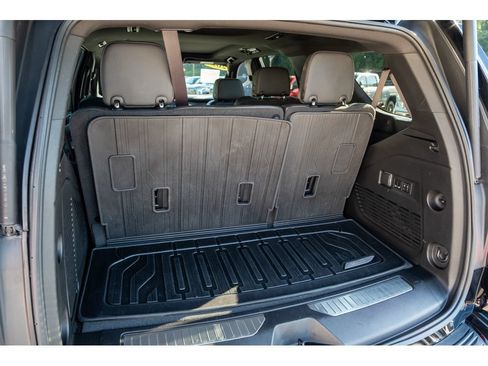 Used 2023 GMC Yukon AT4 w/ AT4 Premium Plus Package AWD/4WD image 34