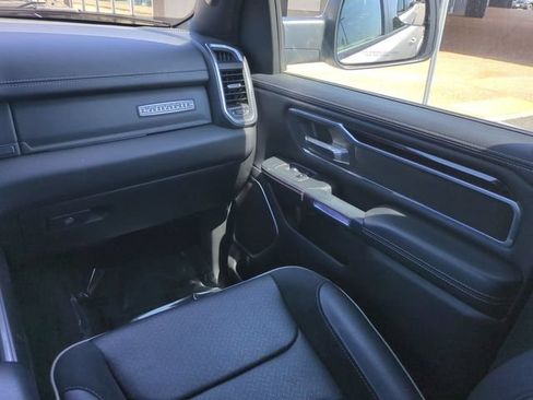Used 2022 RAM 1500 Laramie w/ Sport Appearance Package AWD/4WD image 17