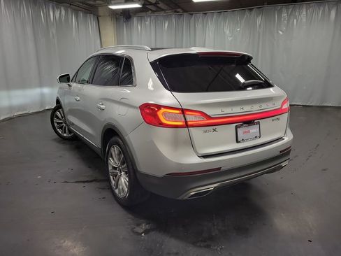 Used 2016 Lincoln MKX Reserve w/ Luxury Package image 7