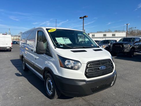 Certified 2019 Ford Transit 150 130 Low Roof image 17
