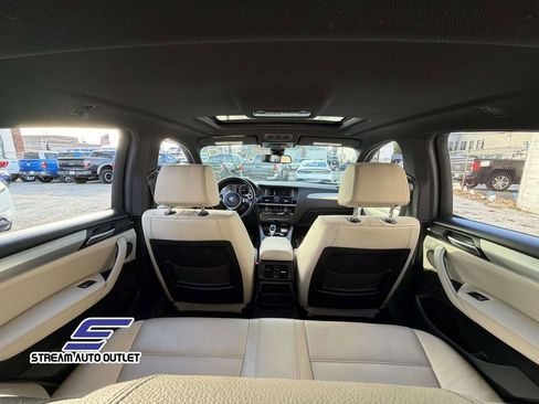 Used 2018 BMW X4 xDrive28i image 11