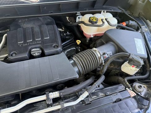 Used 2020 Chevrolet Silverado 1500 Custom w/ Custom Value Package RWD image 39