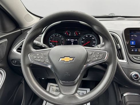 Used 2024 Chevrolet Malibu LT FWD image 19