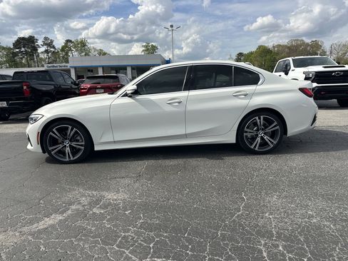 Used 2022 BMW 330i xDrive Sedan w/ Premium Package AWD/4WD image 5