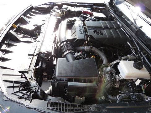 Used 2024 Nissan Frontier SV w/ SV Convenience Package image 10