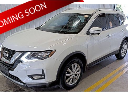Used 2017 Nissan Rogue SV w/ SV Premium Package AWD/4WD image 1