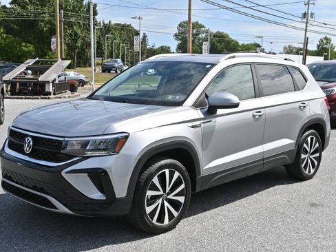 Used 2022 Volkswagen Taos SE image 7