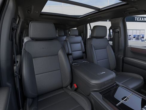 New 2026 GMC Yukon Denali image 17