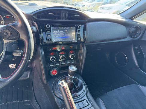 Used 2017 Subaru BRZ Limited image 19