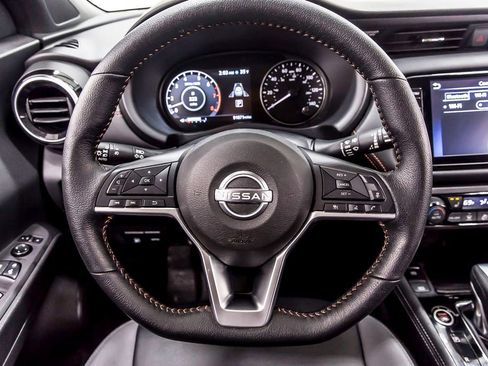 Used 2023 Nissan Kicks SR w/ SR Premium Package image 20