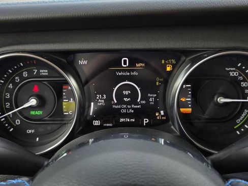 Used 2022 Jeep Wrangler Unlimited Rubicon 4xe w/ Cold Weather Group AWD/4WD image 32