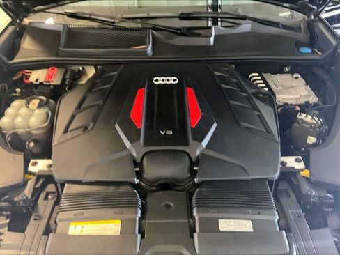 Used 2021 Audi SQ8 Prestige w/ Prestige Package AWD/4WD image 27