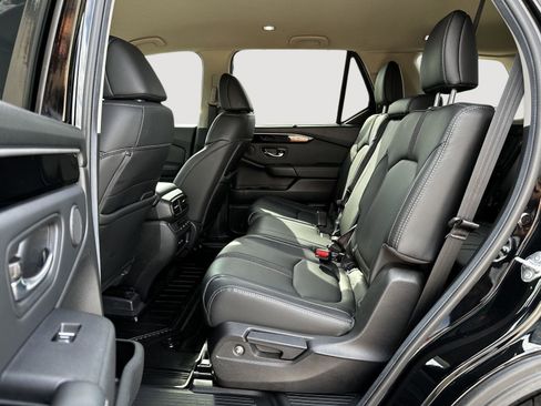 Certified 2025 Honda Pilot EX-L image 20