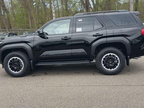New 2026 Toyota 4Runner TRD Off-Road AWD/4WD image 5