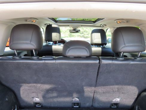 Used 2017 Jeep Compass Trailhawk w/ Navigation Group image 35