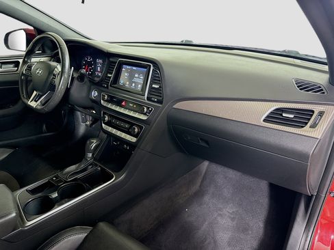 Used 2018 Hyundai Sonata Sport w/ Cargo Package image 30