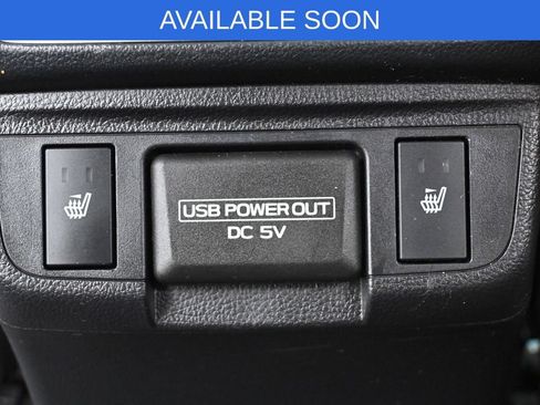 Used 2018 Subaru Outback 3.6R Touring AWD/4WD image 37