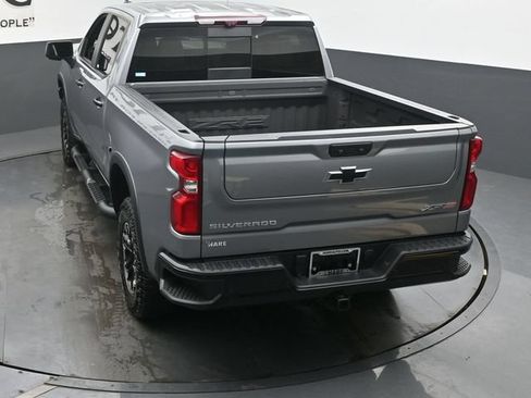 Used 2023 Chevrolet Silverado 1500 ZR2 w/ Technology Package AWD/4WD image 56